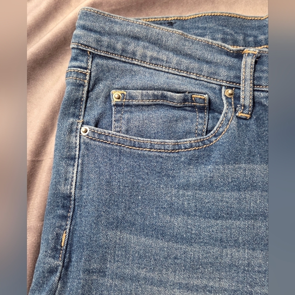 Nanette Lepore Belle High Rise Slim Straight Blue Denim Jeans Sz 8 EUC - Picture 6 of 9